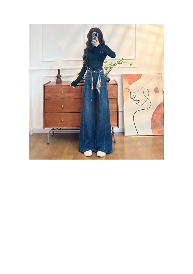 Women's jeans catalog